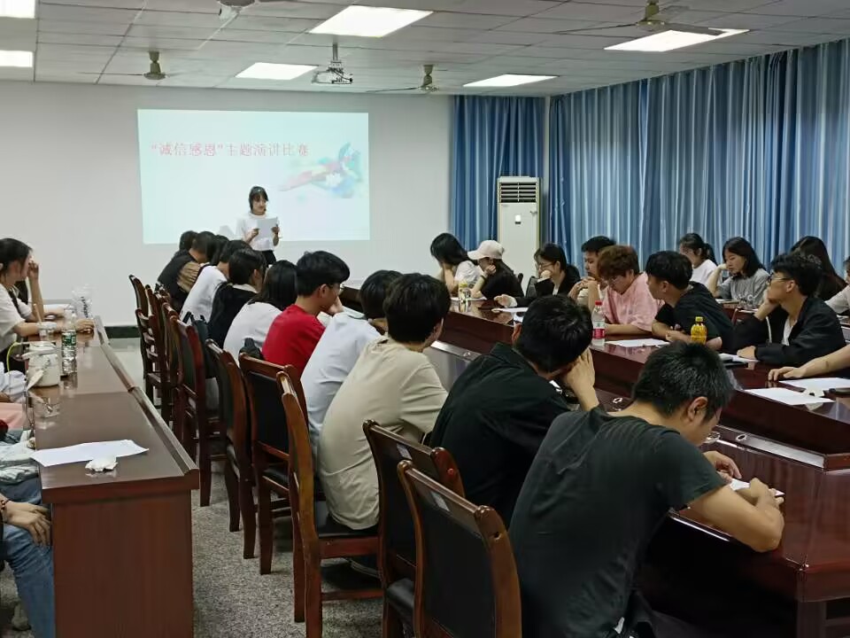 图示, 示意图
中度可信度描述已自动生成:ver1